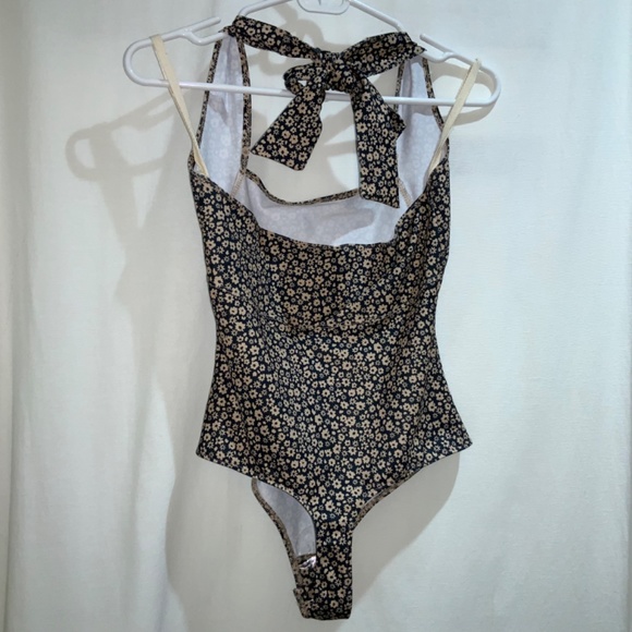 Free People Talk Back Bodysuit Sz S halter floral new with tags - Picture 5 of 6